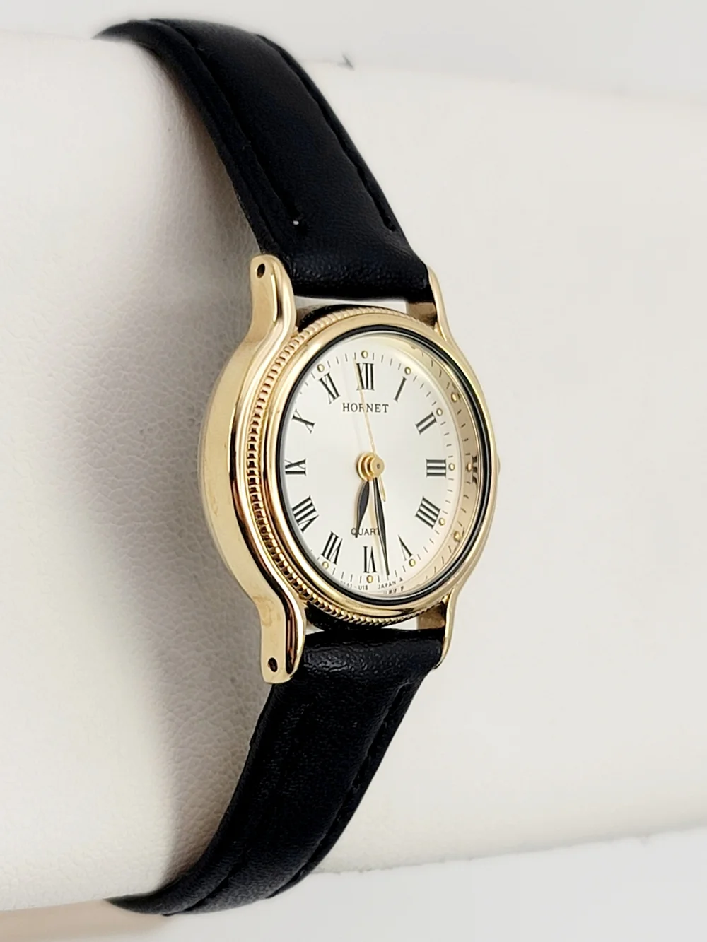 Vintage Hornet HN-012 Women’s Gold Tone Roman Numeral Japan Quartz Dress Watch - Picture 3 of 8
